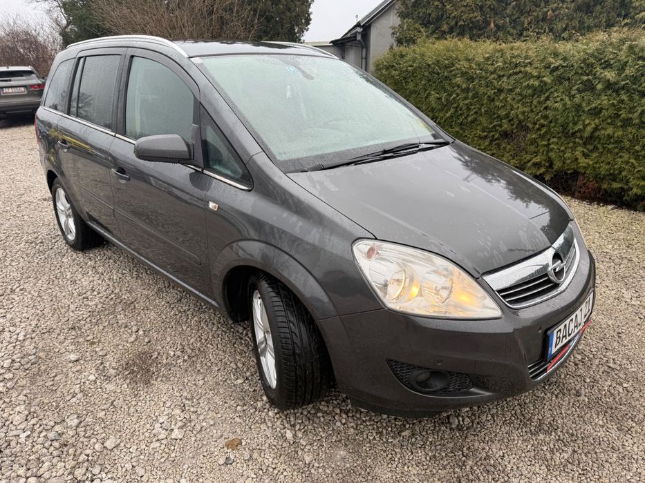 OPEL ZAFIRA 2009 1.6 7-osobowy stan bdb