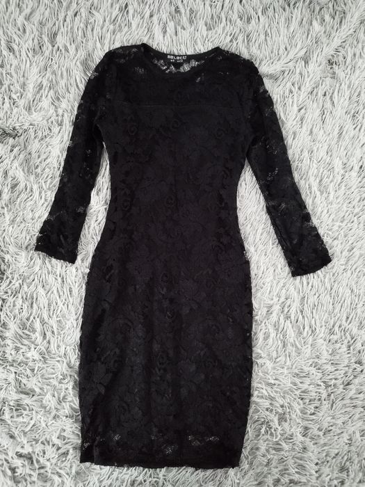 Sukienka koronkowa w rozmiarze 34