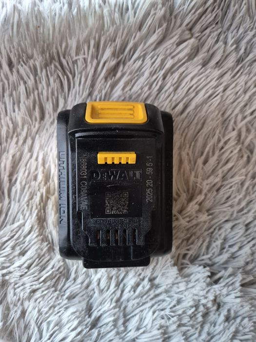 Bateria dewalt 4ah