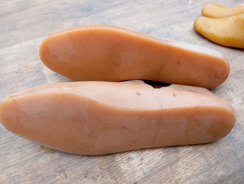 Пластмасові колодки для взуття усі розміри