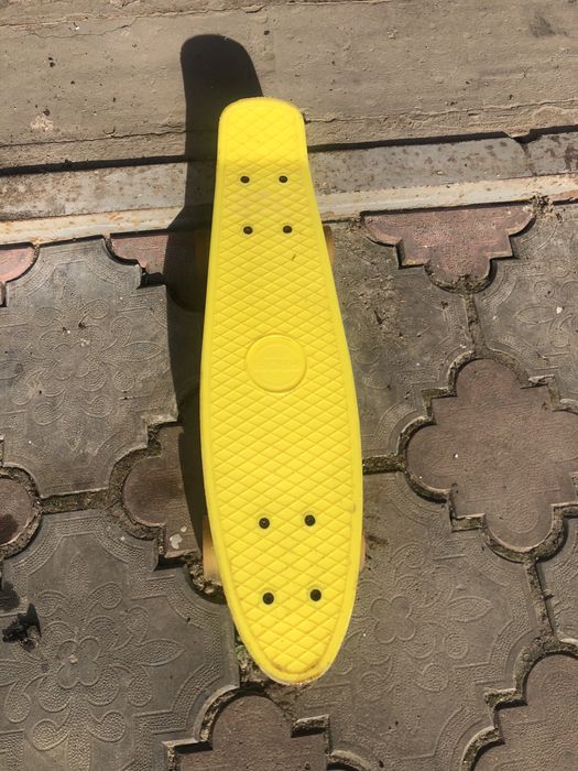 Скейт борд, пенні борд