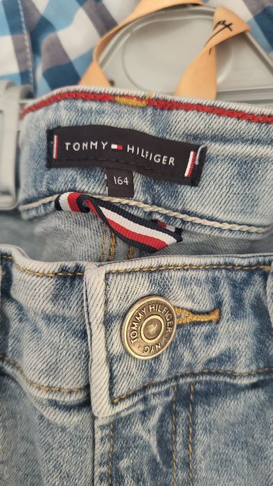 Spodenki Tommy Hilfinger chłopiec 164 cm