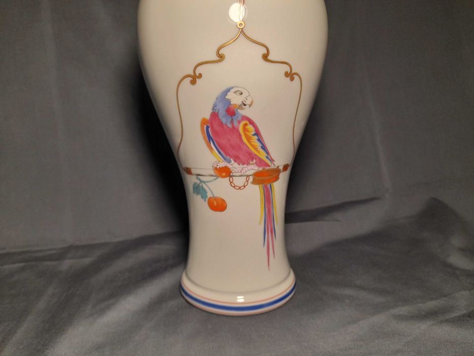 Canjirão Vista Alegre pintado à mão e talha fundação Ricardo Espírito