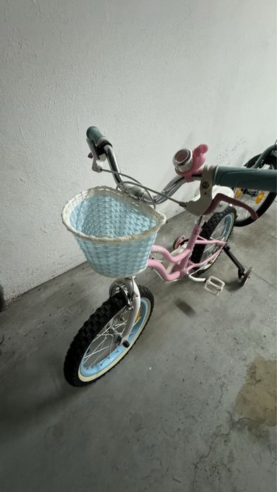 Bicicleta menina