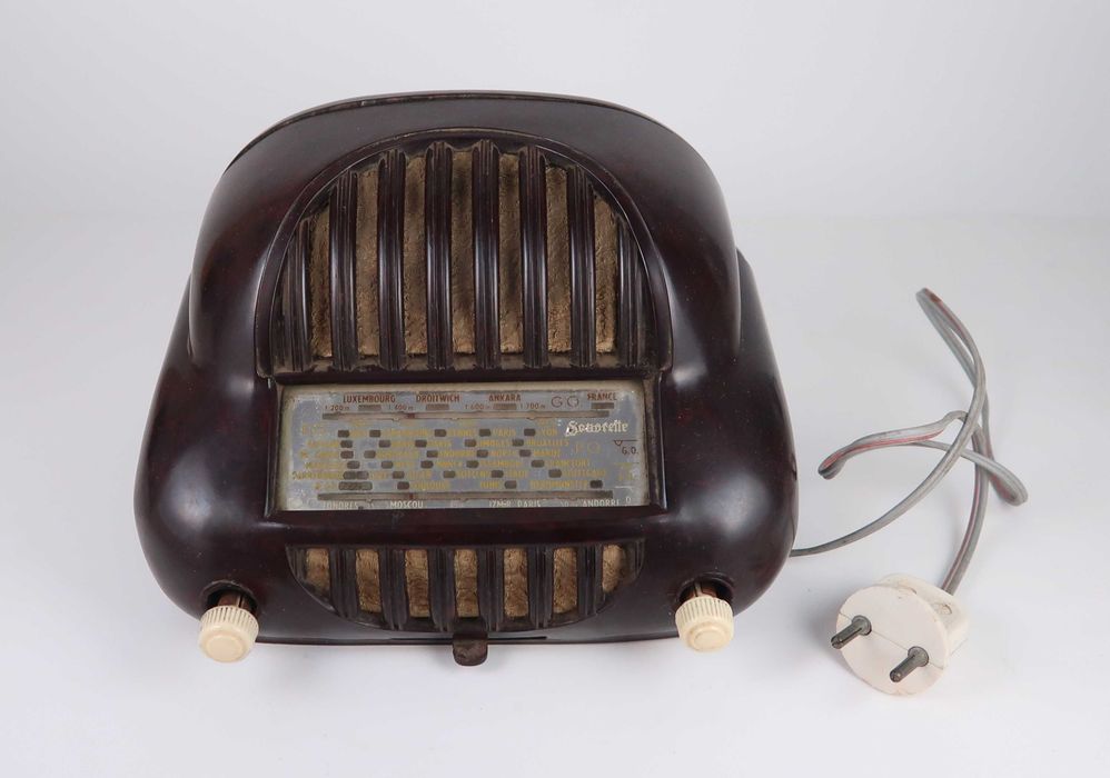 Radio a válvulas Sonora Sonorette