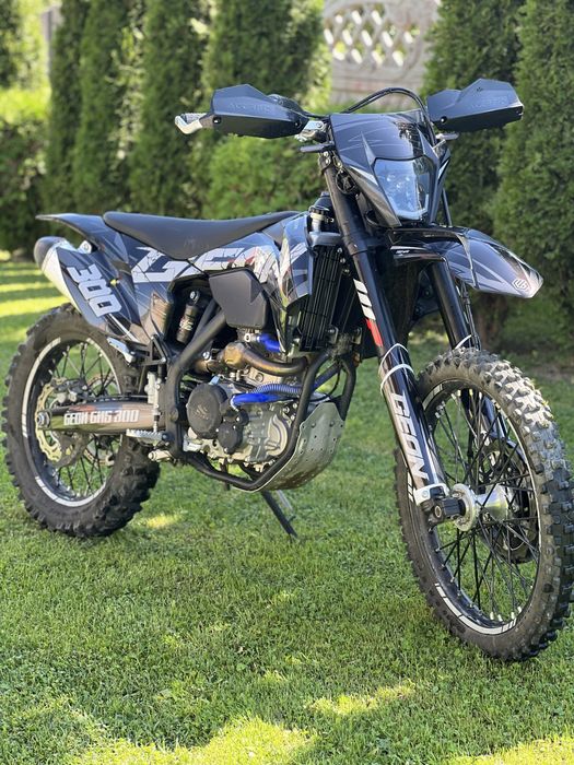 мотоцикл геон гнс 300