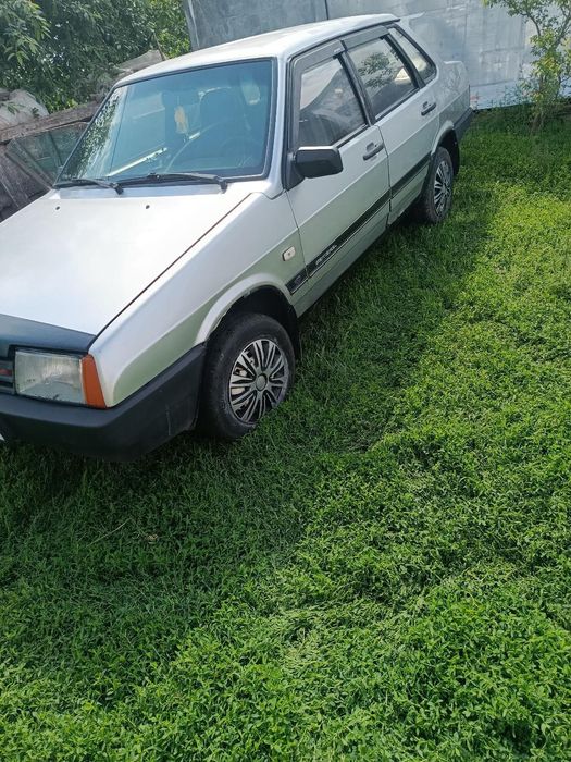 Продам ваз 21099