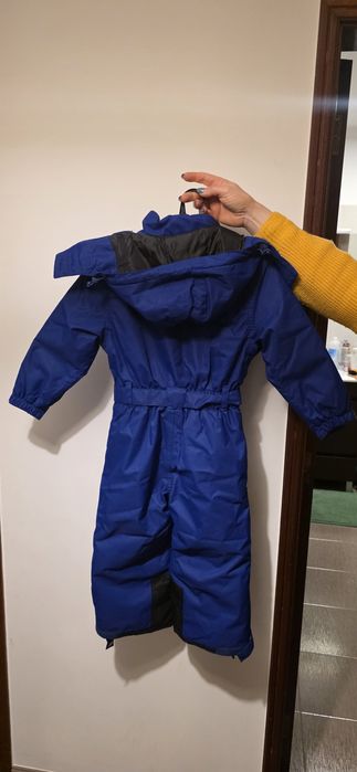 Vendo fato completo neve marca Berg tamanho 3/4 anos