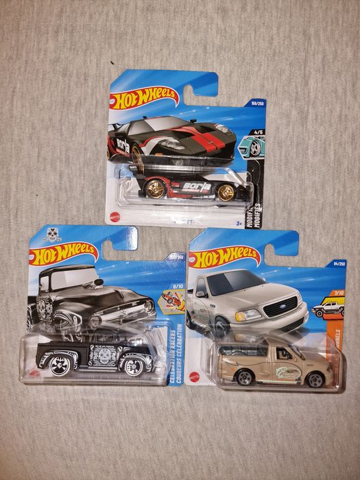 Zestaw 3x Ford Hot Wheels Main