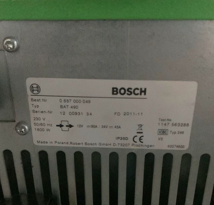 Carregador de baterias bosch