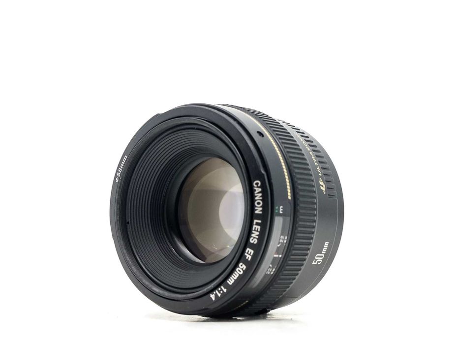 Canon EF 50mm f/1.4 USM