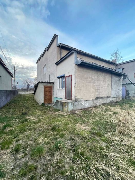 Продається ГОТЕЛЬ в смт. Солотвино