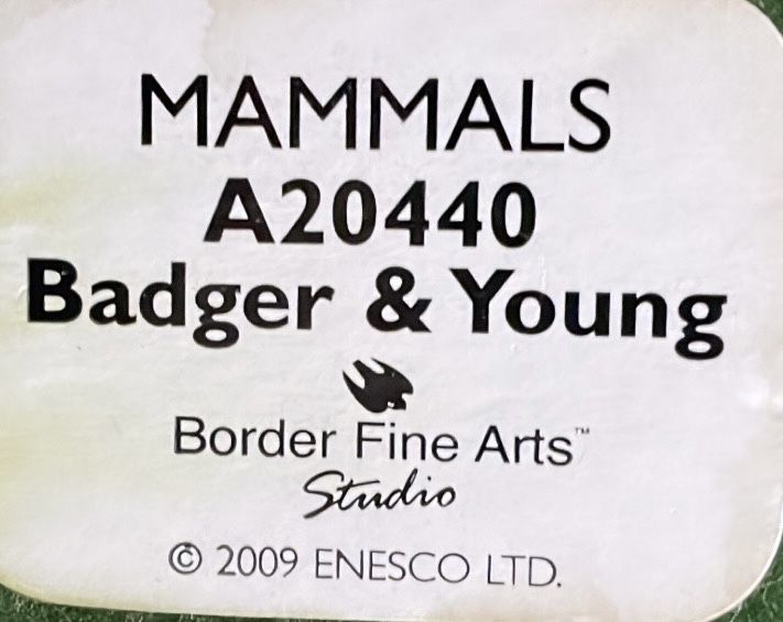 Mammals A20449 duża  figurka borsuki Badger & Young Border Fine arts