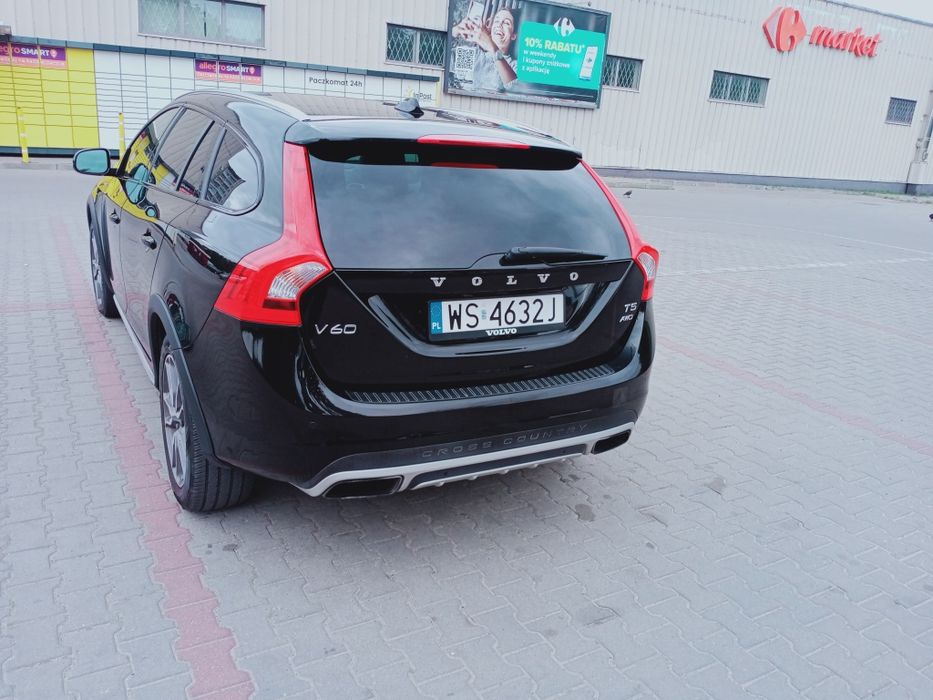 Volvo V60 cross country T5