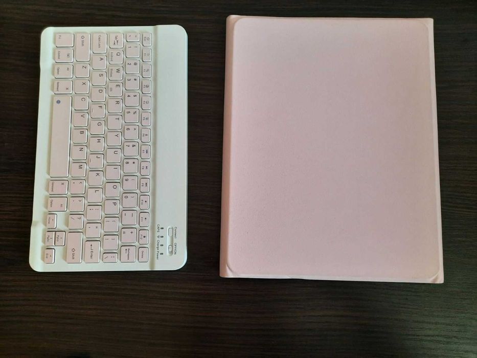 Чехол и клавиатура для iPad air 4, 10.9 светлорозовые
