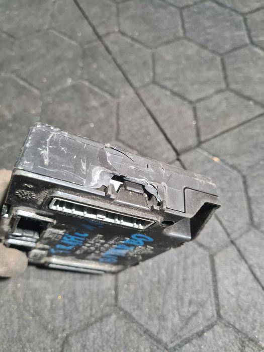 Opel Vivaro B Trafic III moduł sterownik komfortu BCM T4 L4VS