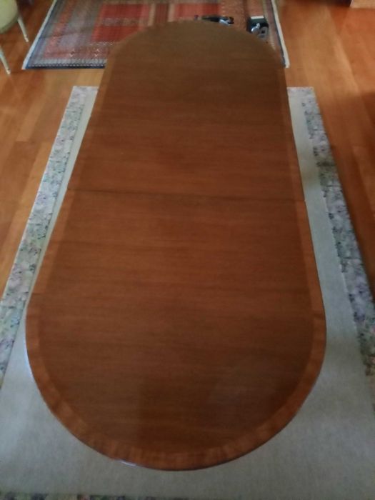 English-Style Dining Table64740604747395122