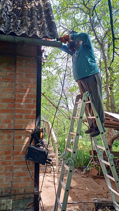 Сварщик Зварювальник