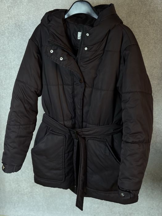 Куртка синтепон еврозима шоколадного цвета с поясом размер м