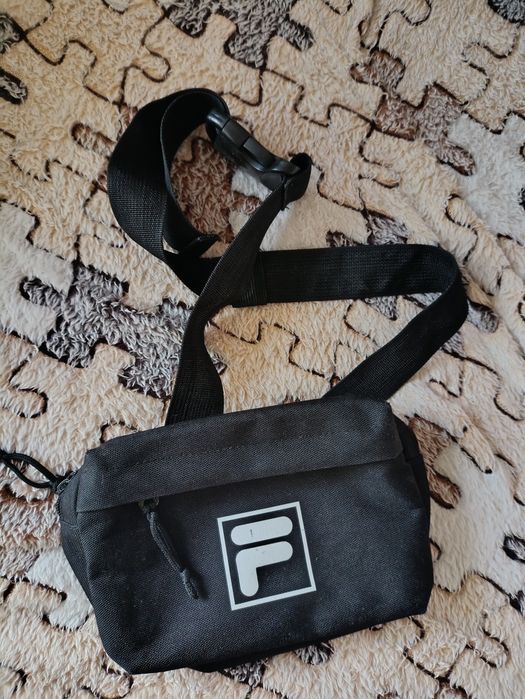 Сумка месенджер бананка Fila