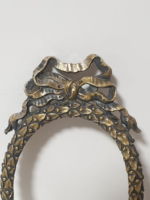 Maravilhosa moldura D. Maria em prata dourada - Raphael Sinzeou 1890