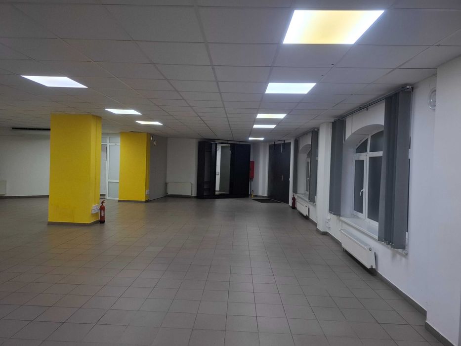 Оренда приміщення по вул. О. Дашковича, центр міста — 350 грн/м²