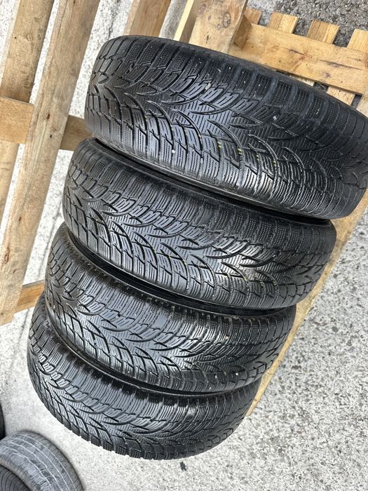 Шини зима 185/65 R15 Nokian резина комплект