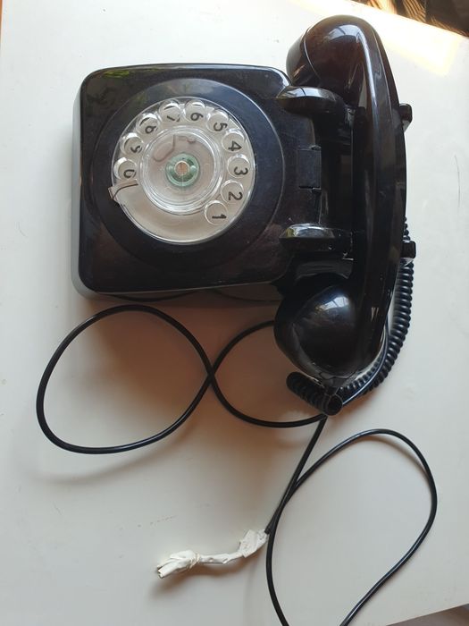 Telefone fixo vintage de Outubro de 1978
