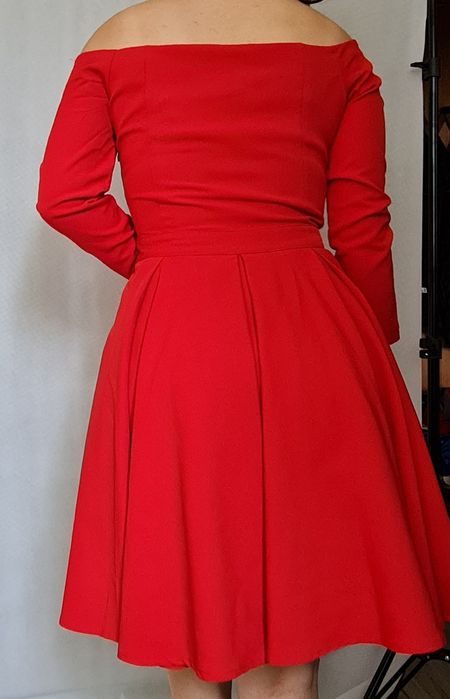 Czerwona sukienka, rozm M