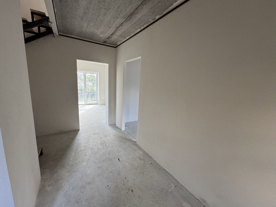 Продам чистовий будинок у Зарванцях. Газ