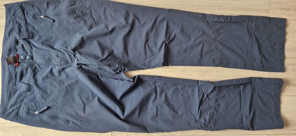 The North Face  XL.   .
