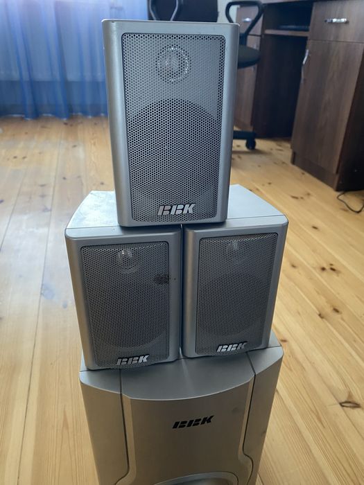 Колонки робочі BBK