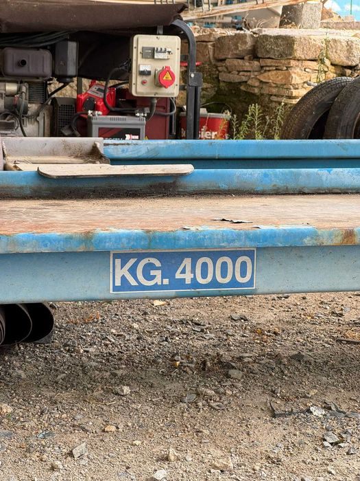 Elevador de Quatro Postes para viaturas até 4000kg