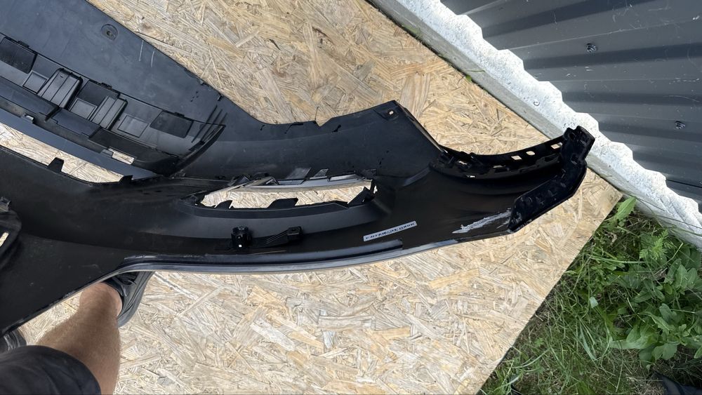 Бампер Volvo XC40 C40 2017-2021 вольво