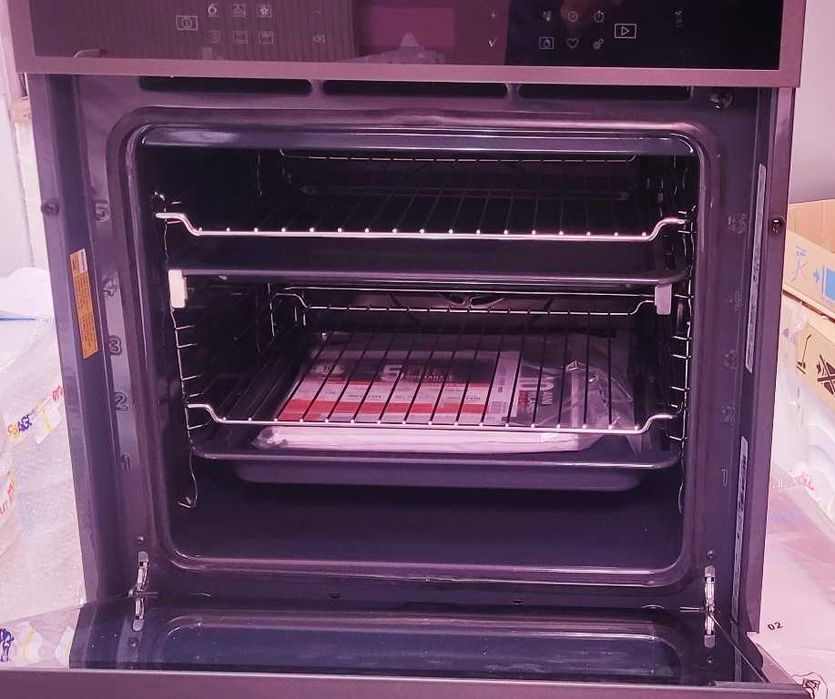 Piekarnik elektryczny WHIRLPOOL W6 OM4 4S1 H BSS