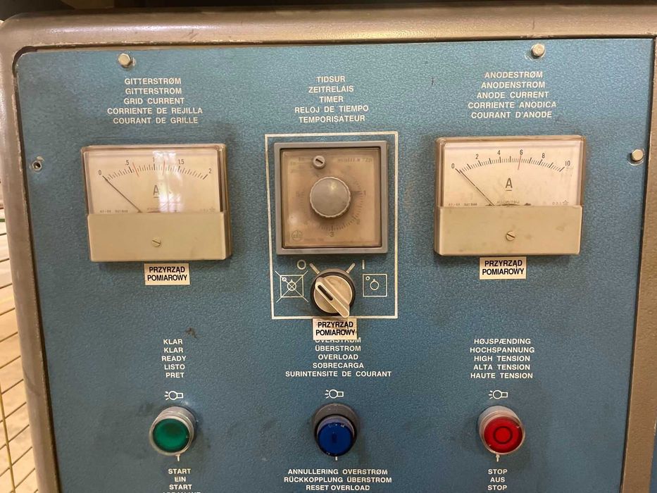 Прес меблевого щита необмеженої довжини з ТВЧ, Пресс мебельного щита