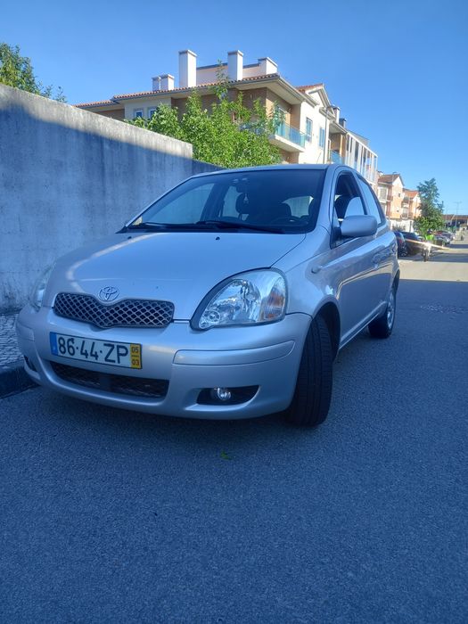 Particular Toyota Yaris 1.4 D4D Óptimo Nacional
