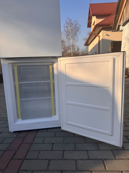 Холодильник Prime