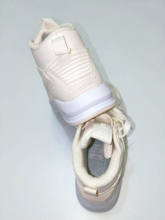 Кросівки жіночі Puma 37 розмір