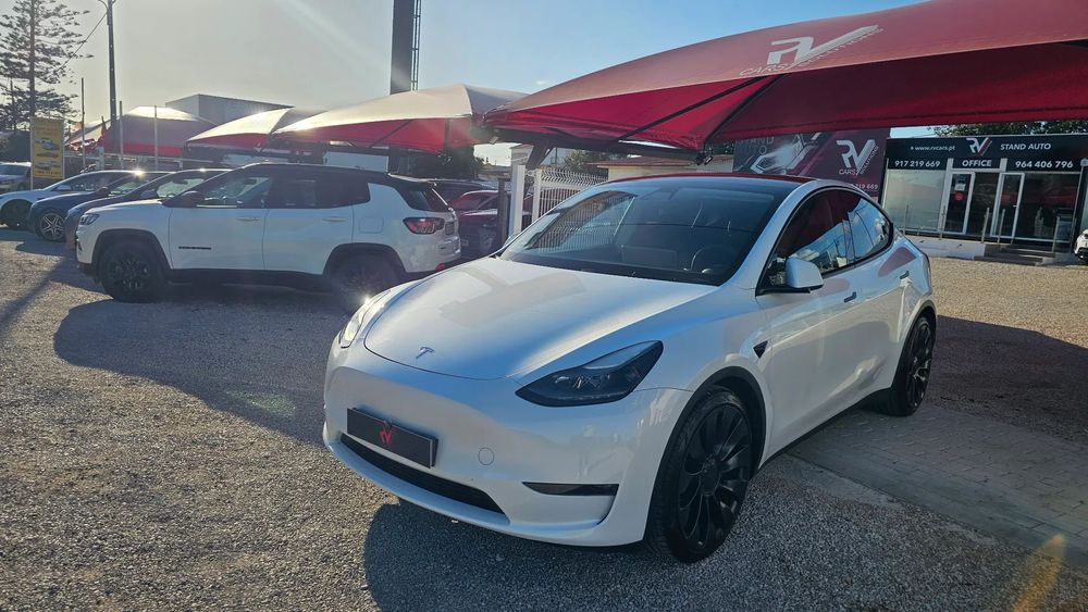 Tesla Model Y Performance Dual Motor AWD