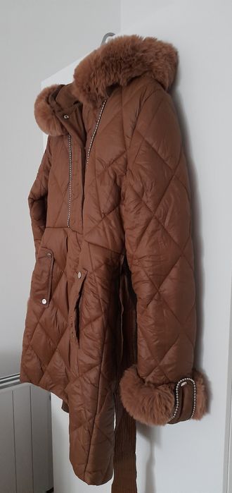 Kispo castanho com capuz da Ferrache