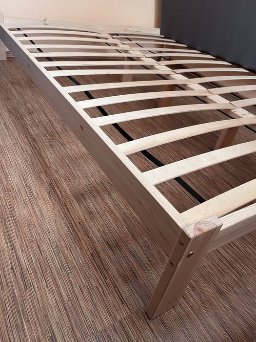 Łóżko sosnowe Irys