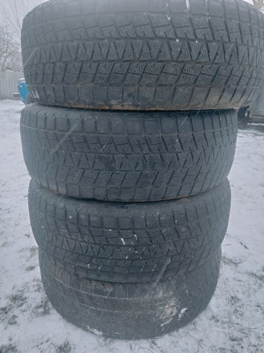 Продам скати 235/60R18
