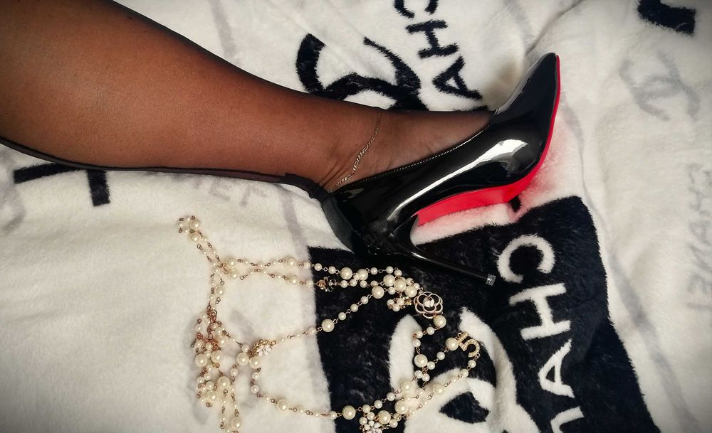 pończochy czarne szew kubańska pięta pełna