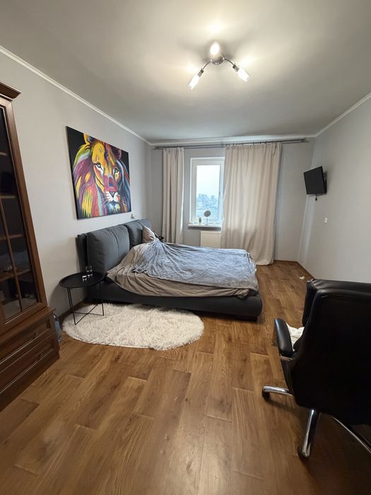 Оренда окремої кімнати м.Деміївська