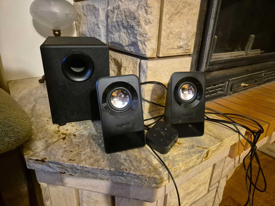 Głośniki Komputerowe Logitech 2.1 Z213