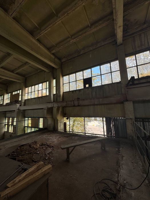 Продаж складу на промисловій вулиці