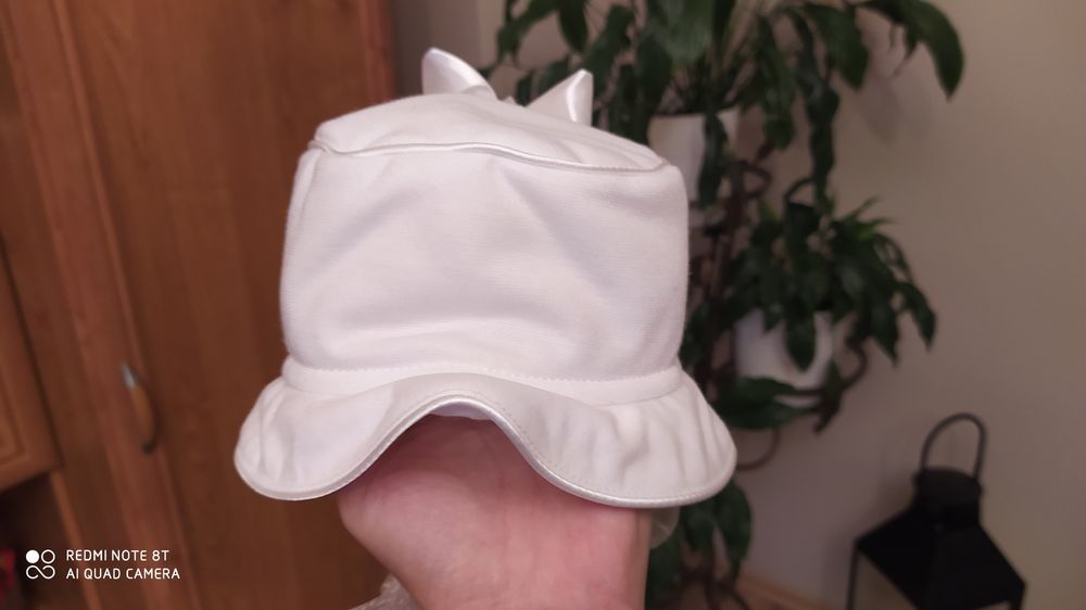 Płaszczyk na chrzest wraz z czapeczką rozm. 62