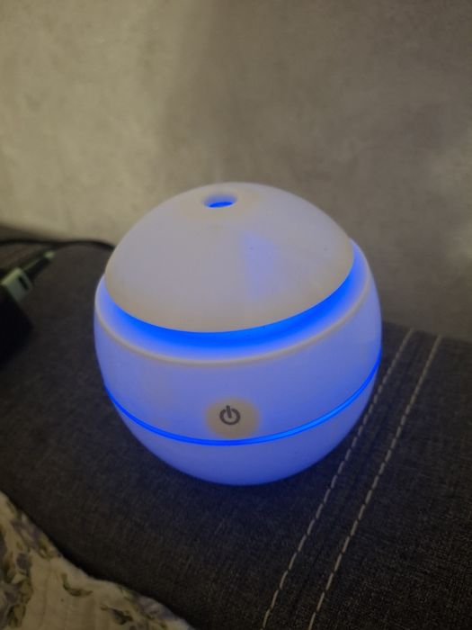 Продам ультразвуковий арома зволожувач з підвіскою
