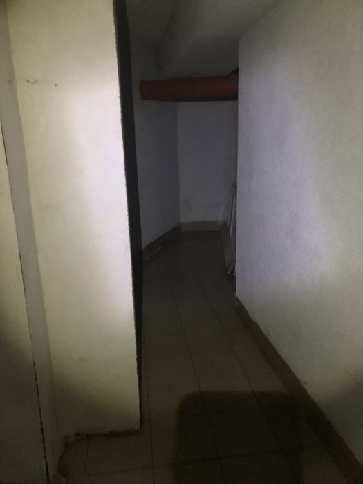 Кладовка-підвал.